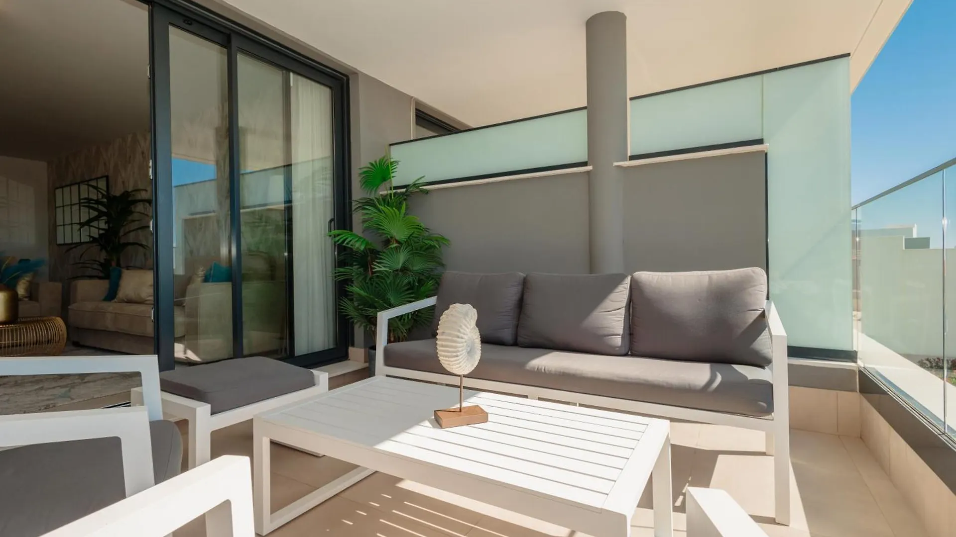 Magnificent Apartment, Close To The Beach, In Estepona