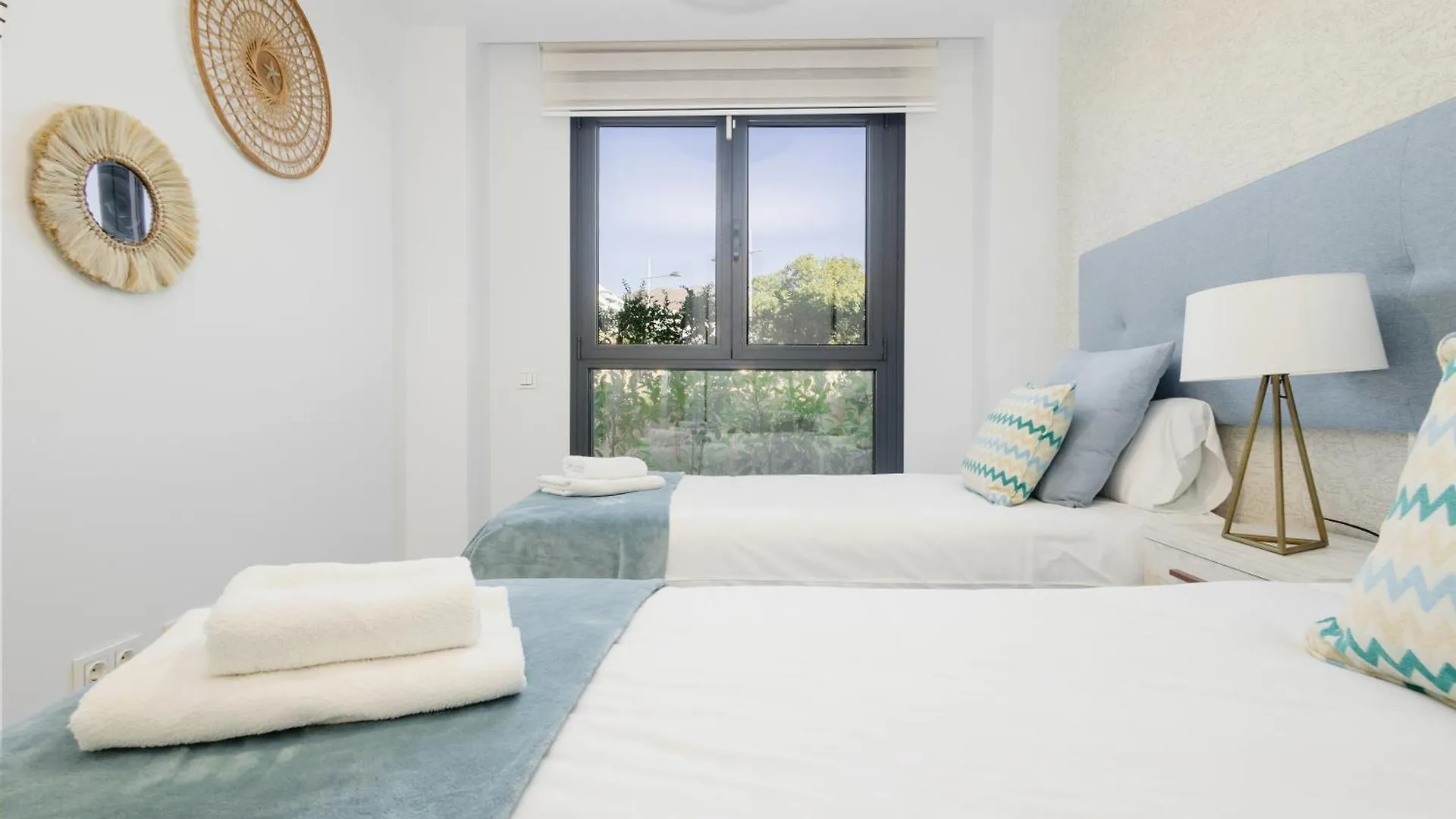 Magnificent Apartment, Close To The Beach, In Estepona Spain