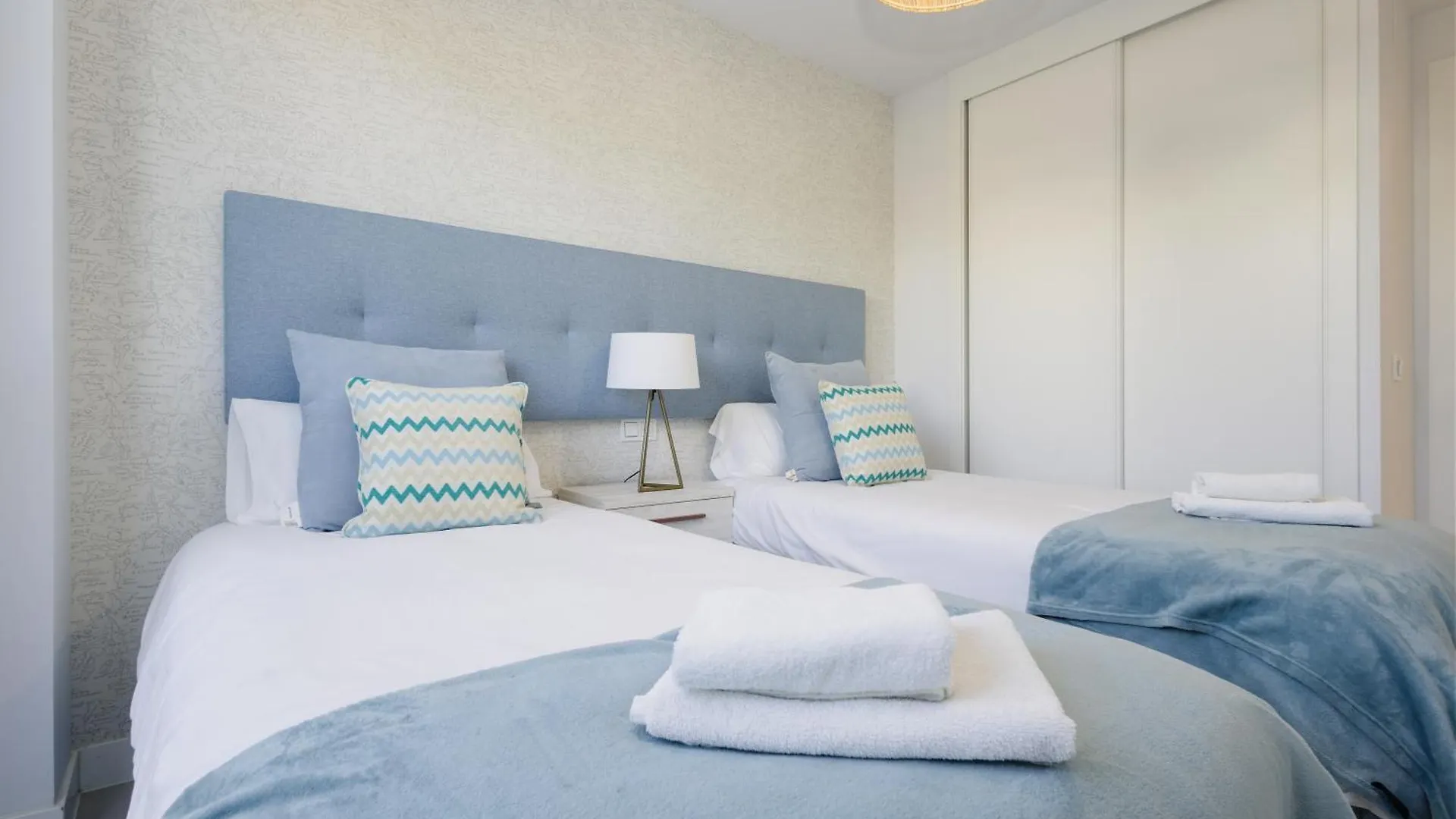 Apartment Magnificent Apartment, Close To The Beach, In Estepona