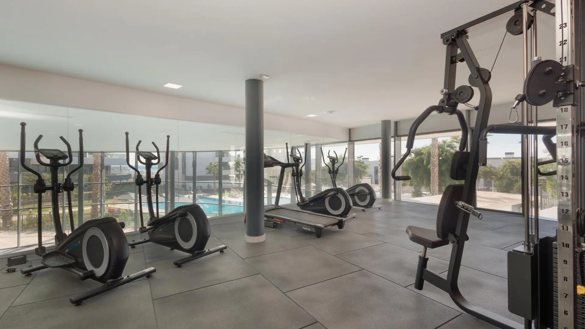 Magnificent Apartment, Close To The Beach, In Estepona Apartment